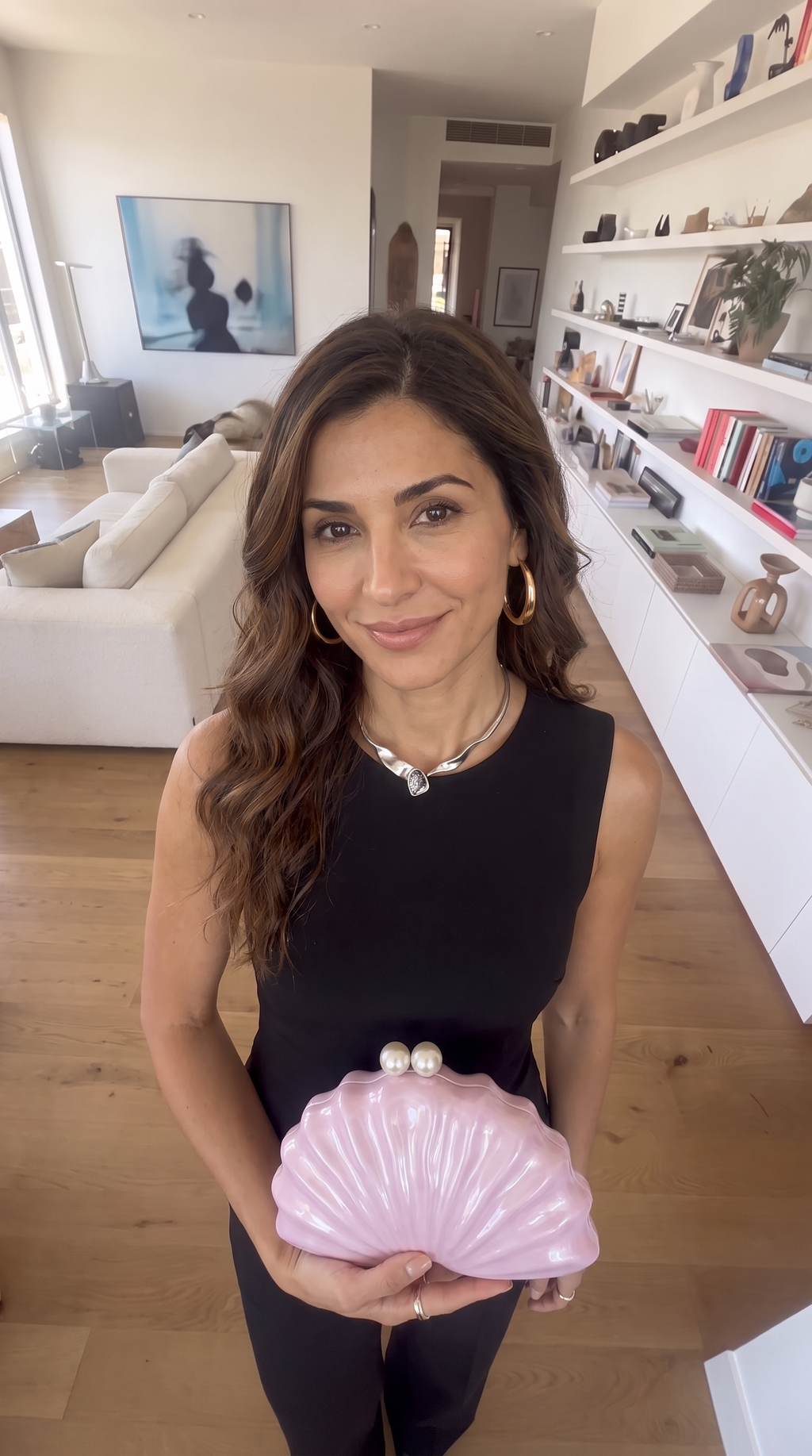 Pink Pearl Shell Clutch Bag